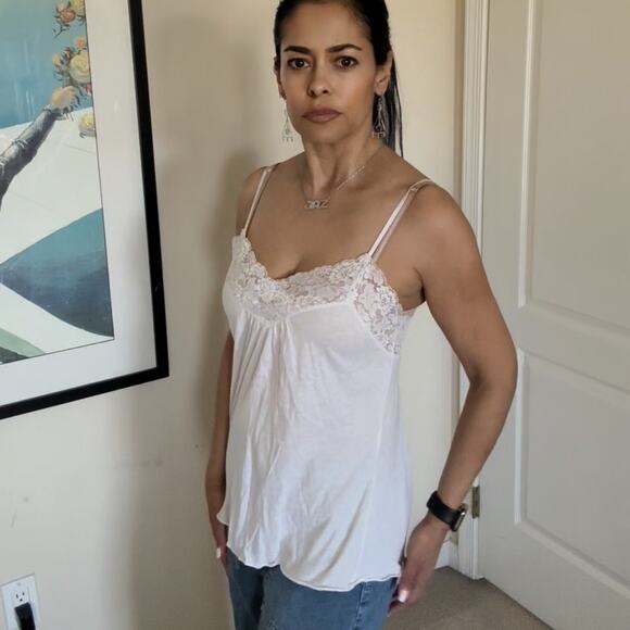 Express Ivory size S lace detail tank top - Picture 2 of 5